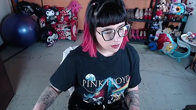 MissMiia2 online show from October 29, 3:03 pm