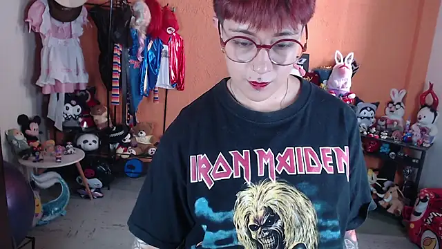 Snapshot of MissMiia2 chatting on July 14, 8:36 pm MissMiia2 online show from July 14, 8:36 pm