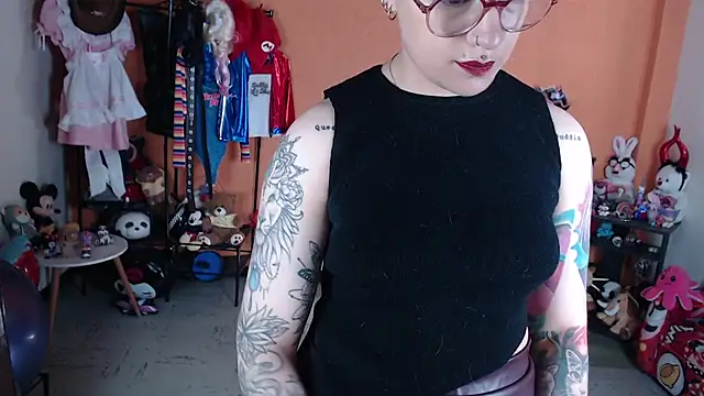 Snapshot of MissMiia2 chatting on July 29, 2:04 pm MissMiia2 online show from July 29, 2:04 pm