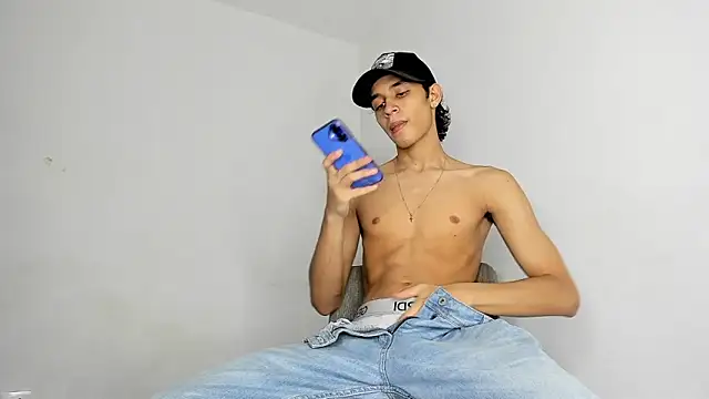 evanscollins online show from December 21, 9:55 pm