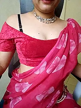 Snapshot of Indianhyna chatting on September 13, 7:19 am Indianhyna online show from September 13, 7:19 am