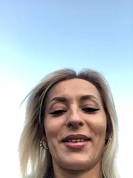 Diamond Bunny  online show from November 4, 2:38 pm