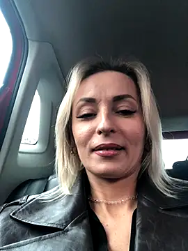 Diamond Bunny  online show from November 9, 11:08 am