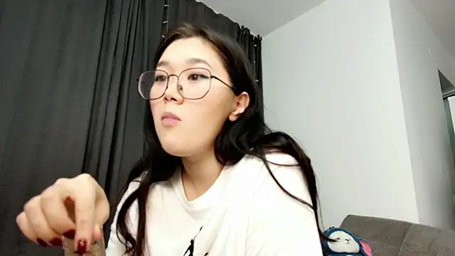 Jennatyan online show from December 31, 2:29 am