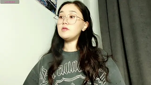 Jennatyan online show from March 9, 4:55 pm