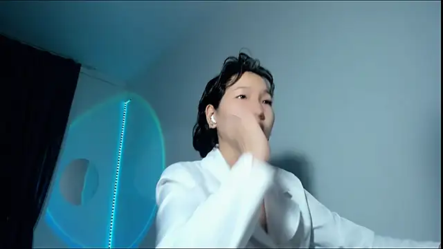 Snapshot of himeros_goddess chatting on December 16, 2:15 am himeros goddess online show from December 16, 2:15 am