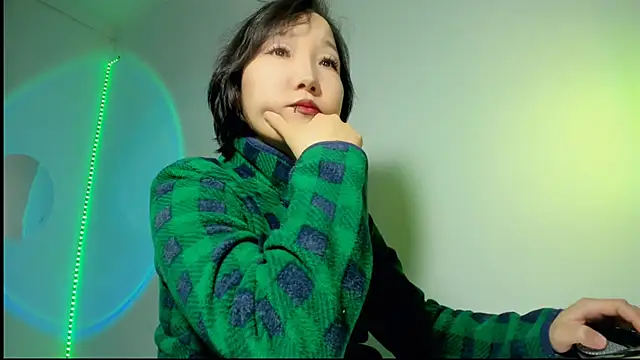 Snapshot of himeros_goddess chatting on December 27, 12:50 am himeros goddess online show from December 27, 12:50 am