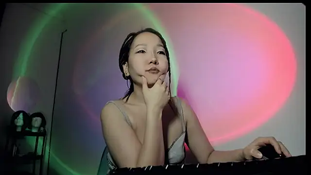 Snapshot of himeros_goddess chatting on January 27, 2:42 am himeros goddess online show from January 27, 2:42 am