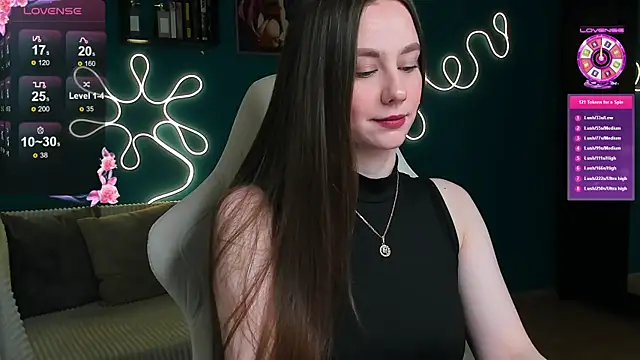 Snapshot of katie_taylorr chatting on October 23, 2:44 am katie taylorr online show from October 23, 2:44 am