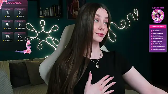 Snapshot of katie_taylorr chatting on November 5, 10:10 pm katie taylorr online show from November 5, 10:10 pm