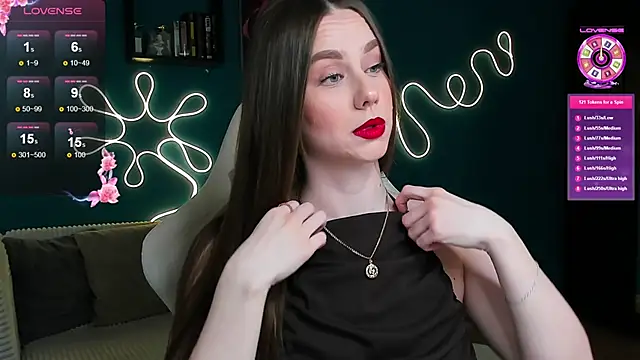 Snapshot of katie_taylorr chatting on November 13, 1:26 am katie taylorr online show from November 13, 1:26 am