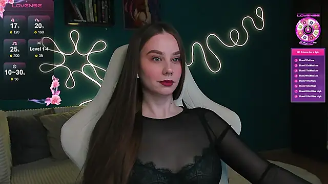 Snapshot of katie_taylorr chatting on March 13, 10:27 pm katie taylorr online show from March 13, 10:27 pm