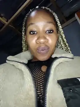 Snapshot of CocoSexyBabe chatting on February 20, 5:29 pm CocoSexyBabe online show from February 20, 5:29 pm