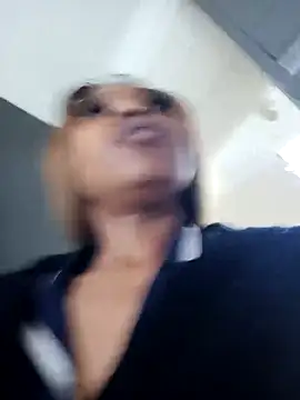 Snapshot of CocoSexyBabe chatting on November 14, 9:41 am CocoSexyBabe online show from November 14, 9:41 am