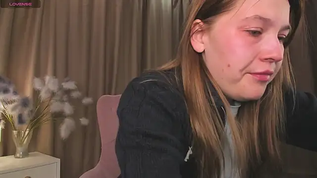 Snapshot of Colleen_Blake chatting on November 12, 9:21 am Colleen Blake online show from November 12, 9:21 am