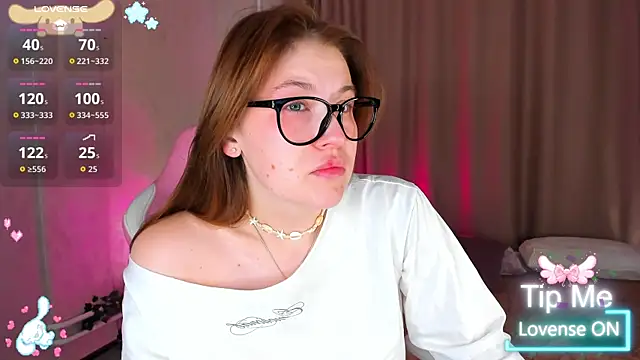 Snapshot of Colleen_Blake chatting on November 25, 9:09 am Colleen Blake online show from November 25, 9:09 am