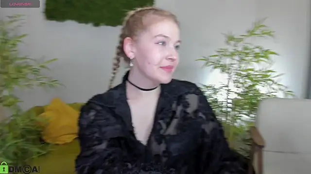 Colleen Blake online show from July 1, 5:23 pm