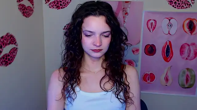  SusieSu  online show from February 19, 1:18 pm