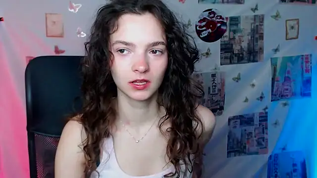  SusieSu  online show from April 23, 6:36 am