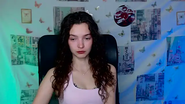  SusieSu  online show from April 30, 6:31 am