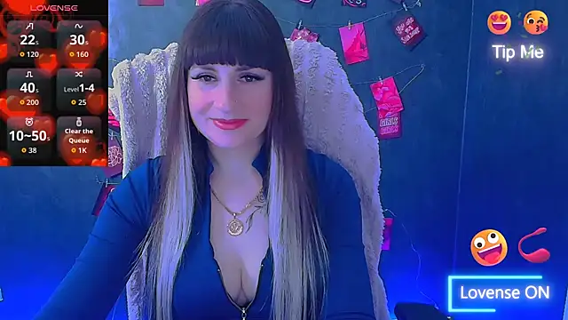 Snapshot of Violla_My chatting on May 14, 5:36 am Violla My online show from May 14, 5:36 am
