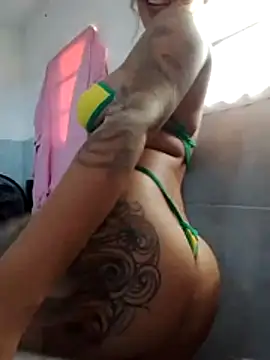 Gabrielleof online show from May 5, 7:44 pm