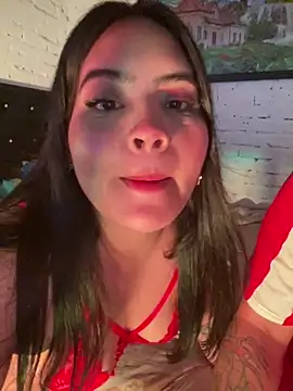 Snapshot of Diamon_fiore chatting on December 16, 4:39 am Diamon fiore online show from December 16, 4:39 am