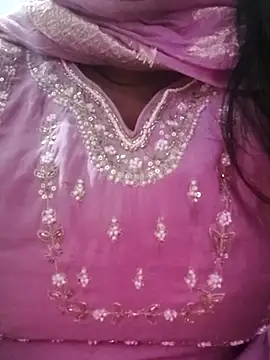 Anamika Kapoor online show from January 17, 7:50 pm