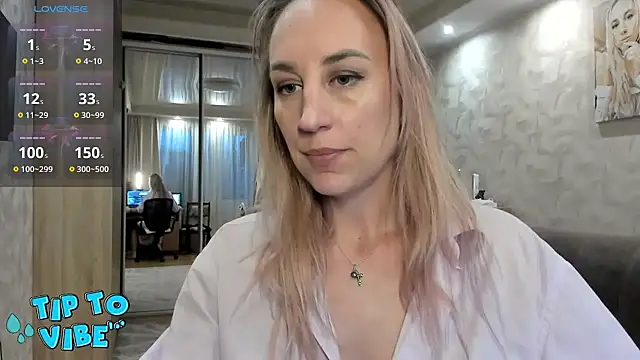 Snapshot of lady_Nati chatting on March 1, 3:27 pm lady Nati online show from March 1, 3:27 pm