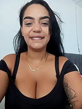 Snapshot of Sara-77 chatting on November 14, 3:00 pm Sara-77 online show from November 14, 3:00 pm