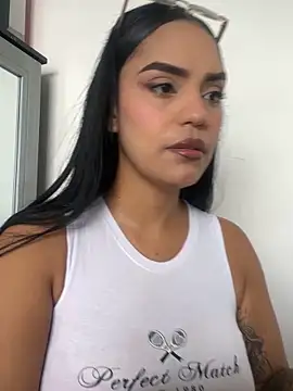 Snapshot of Sara-77 chatting on January 5, 6:22 pm Sara-77 online show from January 5, 6:22 pm