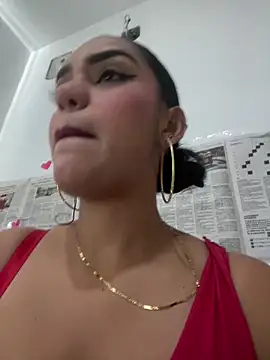 Snapshot of Sara-77 chatting on February 14, 3:09 pm Sara-77 online show from February 14, 3:09 pm