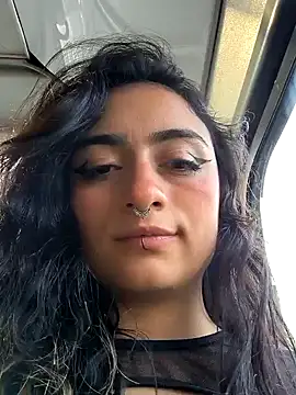 Snapshot of Lila_Desiree chatting on January 25, 10:28 pm Lila Desiree online show from January 25, 10:28 pm