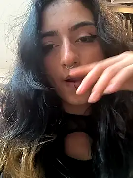 Snapshot of Lila_Desiree chatting on January 28, 10:01 pm Lila Desiree online show from January 28, 10:01 pm