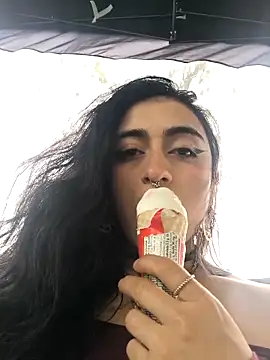 Lila Desiree online show from February 4, 7:42 pm