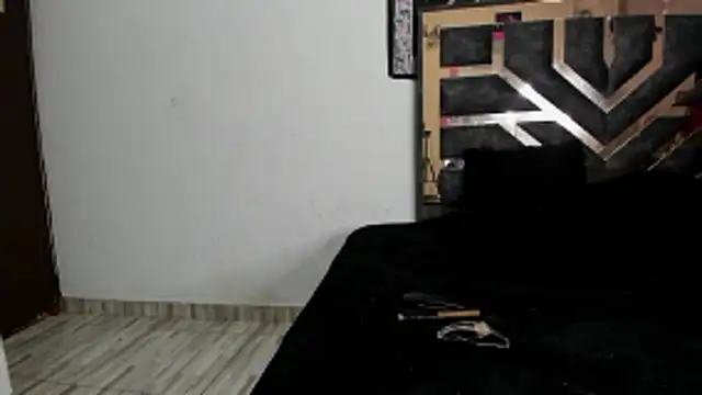 little cataleya online show from October 15, 6:52 pm