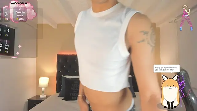 Snapshot of Dark_hairy_ chatting on March 6, 3:24 am Dark hairy online show from March 6, 3:24 am