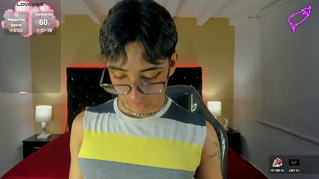 Snapshot of Dark_hairy_ chatting on March 19, 3:20 am Dark hairy online show from March 19, 3:20 am