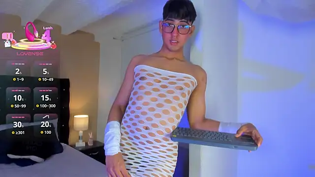 Snapshot of Dark_hairy_ chatting on September 26, 4:38 am Dark hairy online show from September 26, 4:38 am