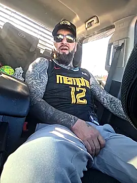 Beardedtattood online show from November 4, 2:16 pm