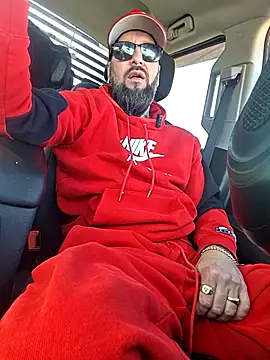 Beardedtattood online show from April 23, 1:46 pm
