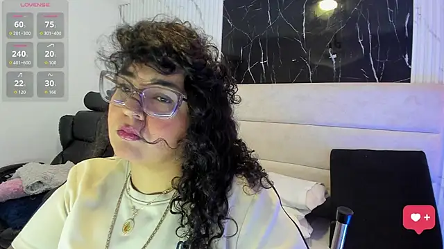 Snapshot of Reginavegaa chatting on July 31, 11:31 am Reginavegaa online show from July 31, 11:31 am