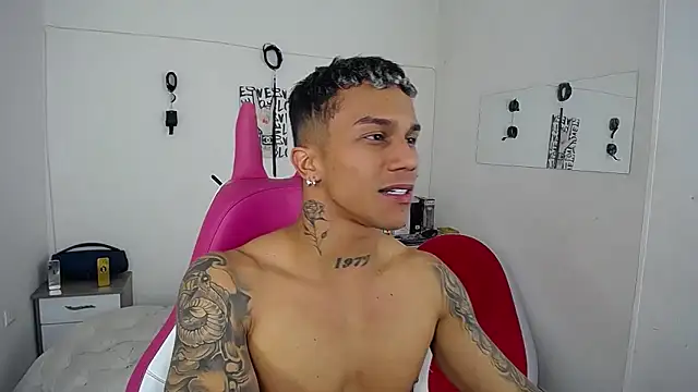 Leonard Price online show from November 13, 2:21 am