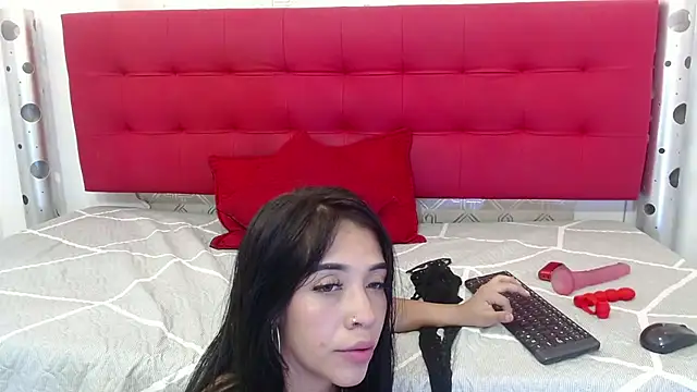 zhamira 21 online show from February 7, 8:10 pm