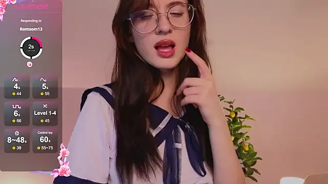 Snapshot of Dark_Lola_ chatting on February 12, 5:15 am Dark Lola  online show from February 12, 5:15 am