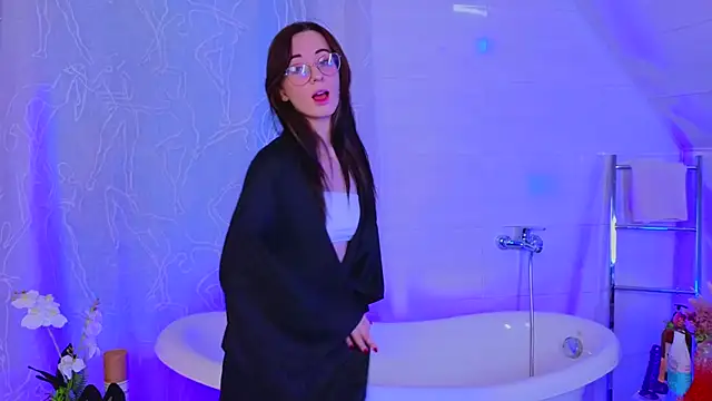 Snapshot of Dark_Lola_ chatting on February 27, 9:54 am Dark Lola  online show from February 27, 9:54 am