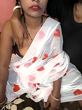 Snapshot of Indian_Lust_Couple chatting on December 21, 1:13 am Indian Lust Couple online show from December 21, 1:13 am