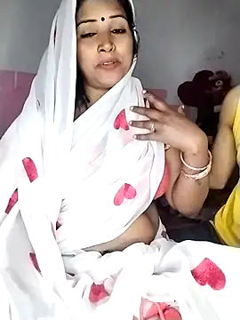 Snapshot of Indian_Lust_Couple chatting on February 13, 3:35 am Indian Lust Couple online show from February 13, 3:35 am