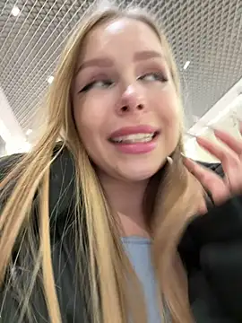 Snapshot of mur_girl chatting on January 10, 11:11 am mur girl online show from January 10, 11:11 am