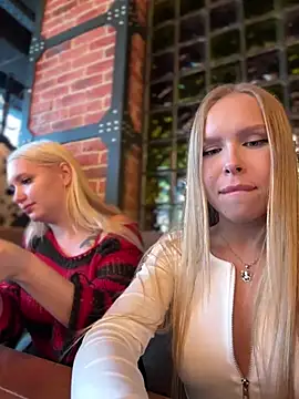 Snapshot of mur_girl chatting on January 18, 12:47 pm mur girl online show from January 18, 12:47 pm